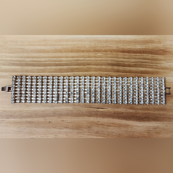 Vintage Rhinestone Bracelet - Picture 3 of 3